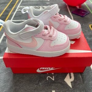 NIB Toddler NIKE Court Borough Low Recraft- 6C
